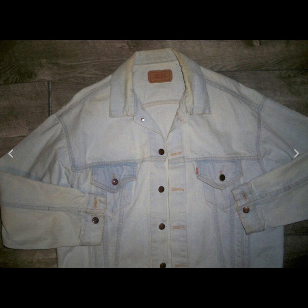 Vtg Levi’s Red Tag Denim Chore Trucker Jean Jacket Trucker Fits Like A Large - Picture 3 of 11
